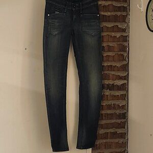 G-star Raw 3301 Ladies Low T Skinny Jeans  Waist 27  Inseam 32
